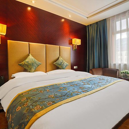 New Jiuzhai Hotel Дзиуджайгоу Екстериор снимка