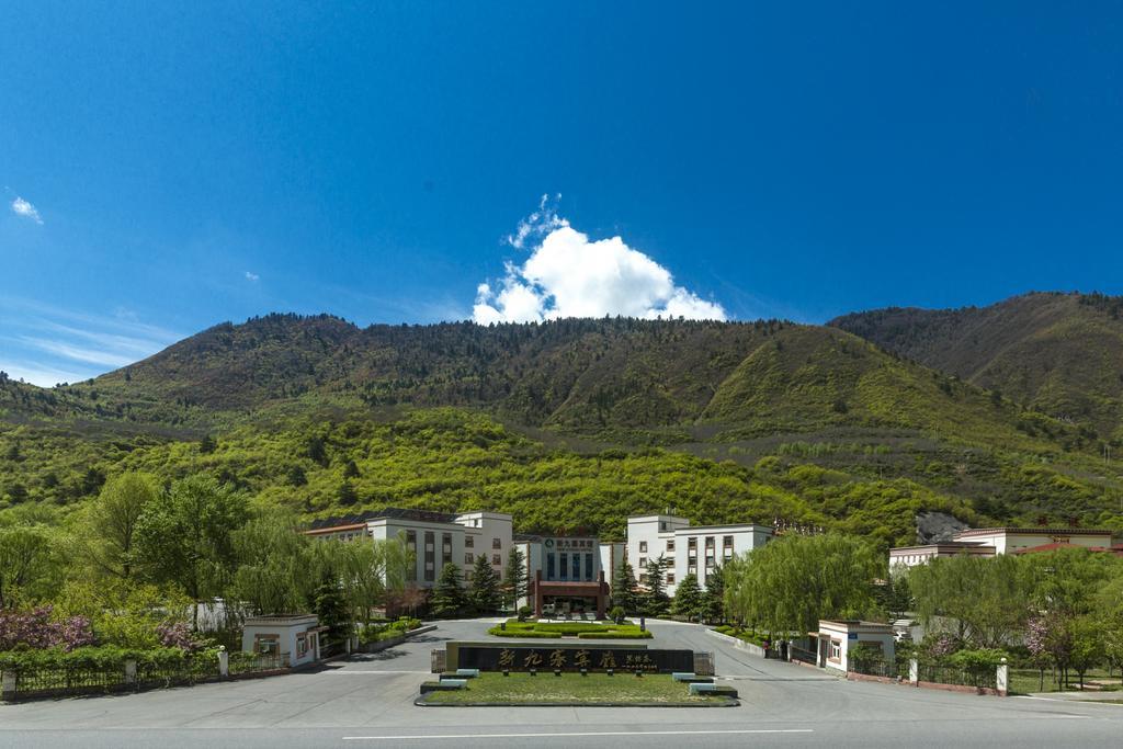 New Jiuzhai Hotel Дзиуджайгоу Екстериор снимка